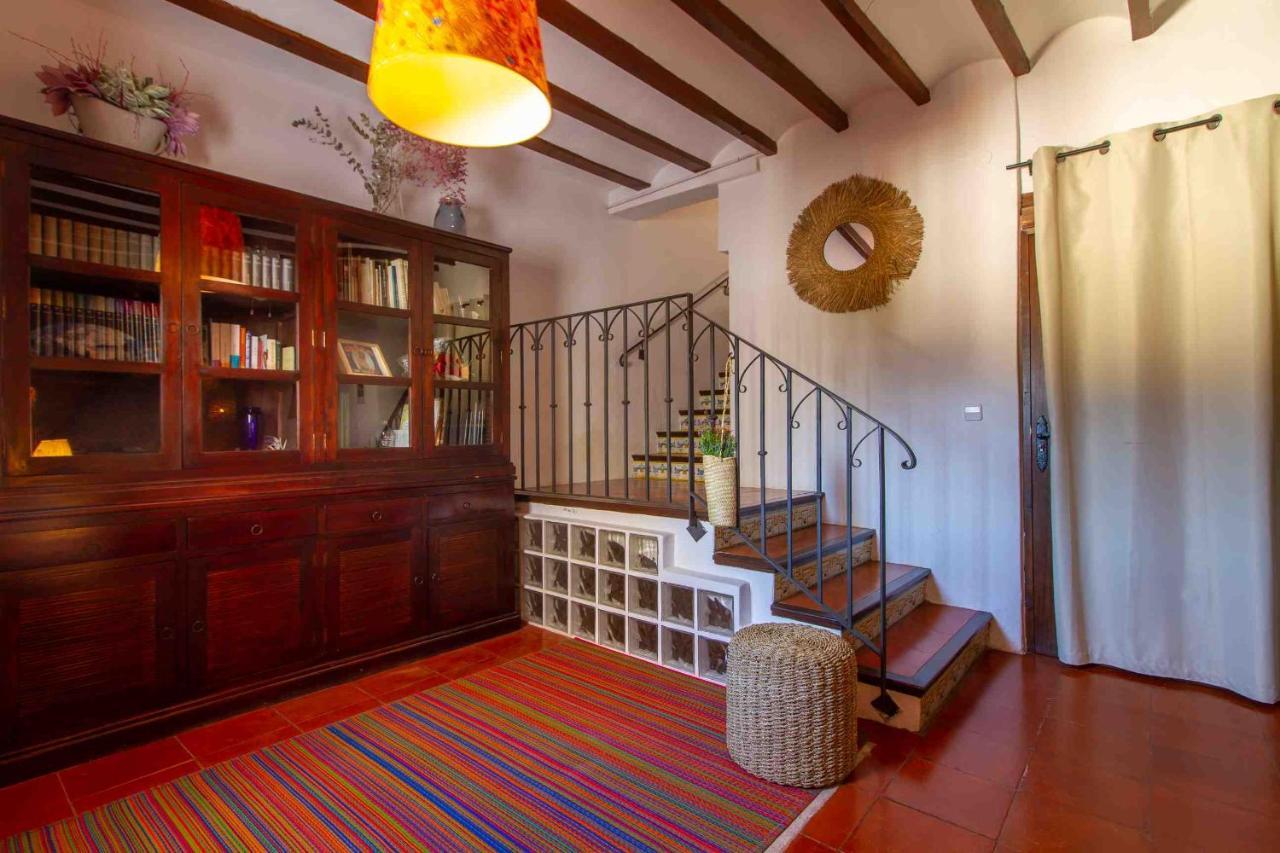 Casa Con Piscina Gades-marisol Holiday home